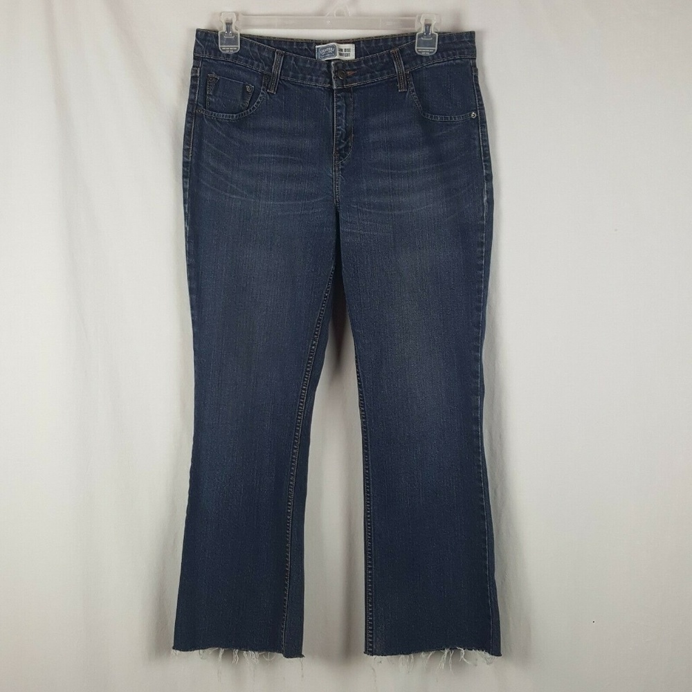 Levis Jeans Misses 14 M Low Rise Bootcut Raw Hem